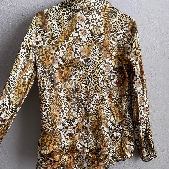 Women’s Silk Blouse | Silk Button Up | Women Silk Shirt | Women Silk Button-Up - Picture 14 of 14